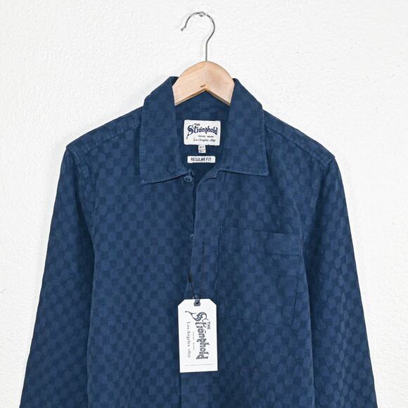 The Stronghold Men's Button up Shirt Blue Textured Cotton size XS Reg NWT - Picture 2 of 8